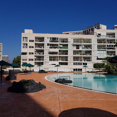 Ideal familias en urbanización de lujo a 600m de la playa Levante con Wifi, AC y Parking Benidorm Exterior foto