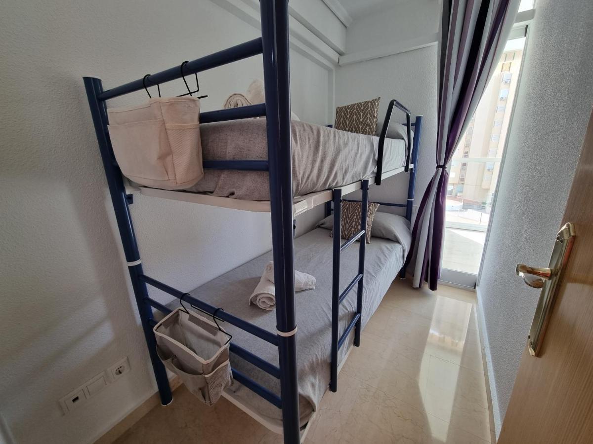 Ideal familias en urbanización de lujo a 600m de la playa Levante con Wifi, AC y Parking Benidorm Exterior foto