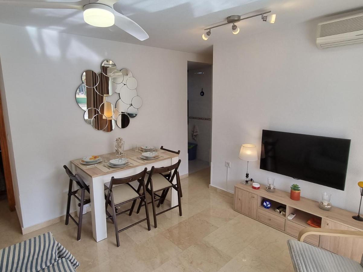 Ideal familias en urbanización de lujo a 600m de la playa Levante con Wifi, AC y Parking Benidorm Exterior foto
